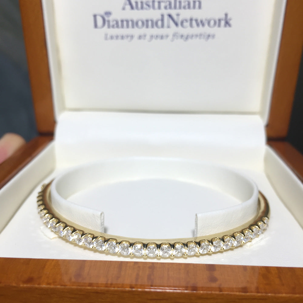 diamond bangle 18k yellow gold from Australian Diamond Network