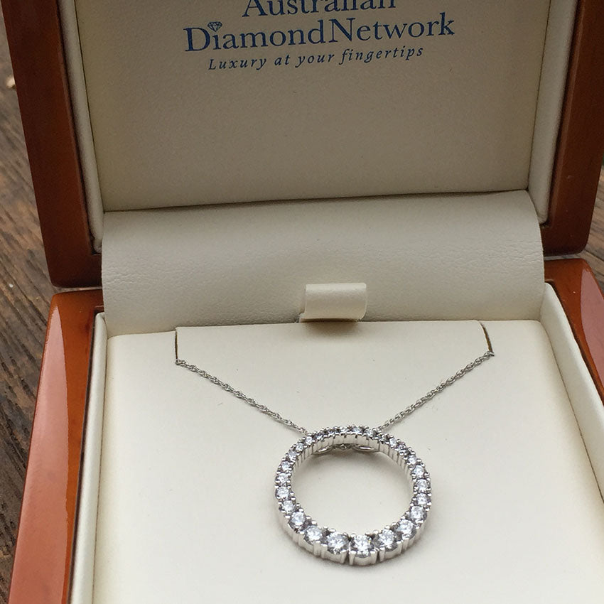 Circle diamond pendant in 18k White Gold - Australian Diamond Network